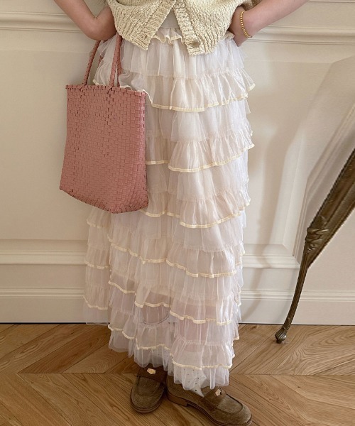 Doux Belle（ドゥーベル）の「フリルチュールロングスカート（スカート・レディース・ベージュ/ブラック/ダークブラウン/キャメル/ピンク/パープル・FREE）」の10枚目の写真