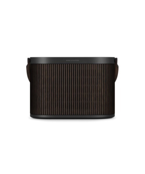 Bang & Olufsen（バングアンドオルフセン）の「Beosound A5 Dark Oak（スピーカー・メンズ・ダークブラウン・ONE SIZE）」の3枚目の写真