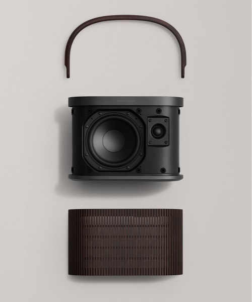 Bang & Olufsen（バングアンドオルフセン）の「Beosound A5 Dark Oak（スピーカー・メンズ・ダークブラウン・ONE SIZE）」の7枚目の写真