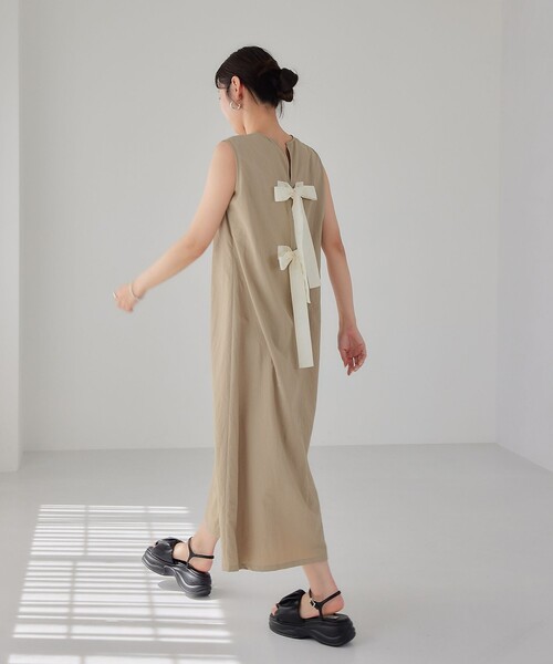 EMMEL REFINES バックリボンスリーブワンピース ネイビー EMMEL REFINES ワンピース 「EMMEL REFINES」EM RA/TEN タック