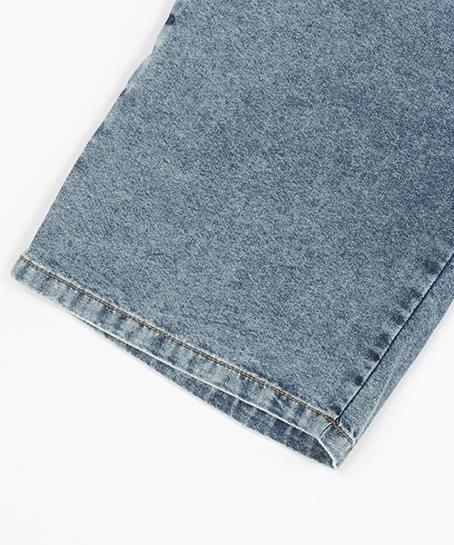 XLARGE KIDS（エクストララージキッズ）の「デニムペインターショーツ（デニムパンツ・キッズ・ブルー/ライトブルー・90cm/100cm/110cm/120cm/130cm/140cm）」の11枚目の写真