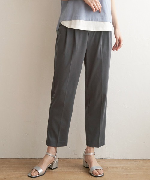 ikka(イッカ)の「GOKU楽冷感テーパードパンツ(その他パンツ・レディース・ブラック/ベージュ/カーキオリーブ/チャコールグレー・M/L/S)」の14枚目の写真