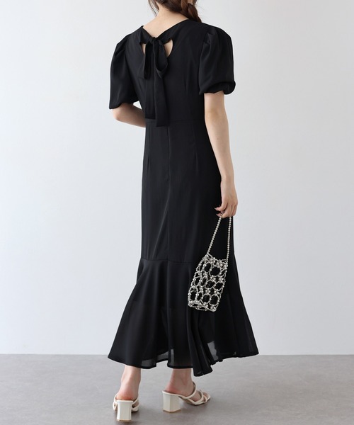 BLUEEAST（ブルーイースト）の「バックリボンマーメイドワンピース（ワンピース・レディース・ブラウン系/ブラック/ベージュ系/ブラウン/ブラック×ホワイト/ベージュ×ブラック・MEDIUM）」の9枚目の写真