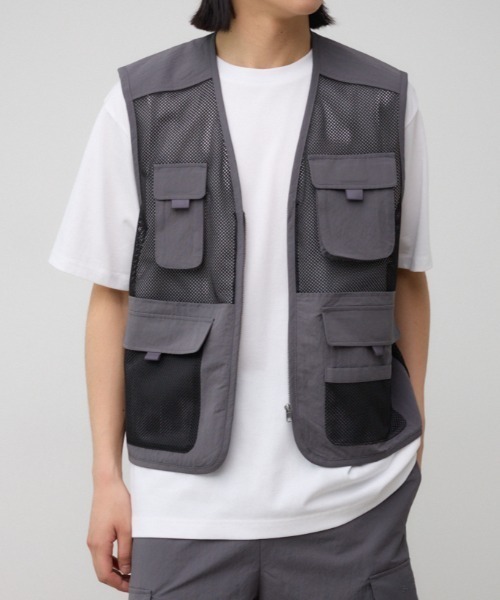 AZUL by moussy(アズールバイマウジー)の「SBC FES ファティーグベスト(ベスト・メンズ・グレー系その他・FREE)」の1枚目の写真