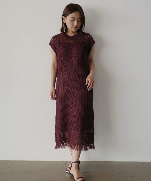 STRATA（エストラータ）の「メッシュIラインニットワンピース【低身長・小柄女性】（ワンピース・レディース・ベージュ/オフホワイト/バーガンディー・ONE SIZE）」の3枚目の写真