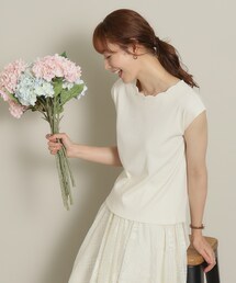 ◆【通勤／M・Lサイズ展開／伸縮性あり】ビジュー付きスカラッププルオーバー