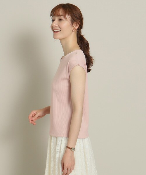 ITS'DEMO（イッツデモ）の「◆【通勤／M・Lサイズ展開／伸縮性あり】ビジュー付きスカラッププルオーバー（Tシャツ/カットソー・レディース・オフホワイト/ピンク/サックスブルー/ブラック・40/38）」の11枚目の写真