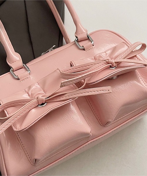 LA VORAGINE（ラ ヴォラジネ）の「外ポケット紐リボン　ショルダーバッグ/ボストンバッグ（ショルダーバッグ・レディース・ブラック/シルバー/ピンク/ホワイト/レッド/ブラウン/ダークブラウン・FREE）」の21枚目の写真