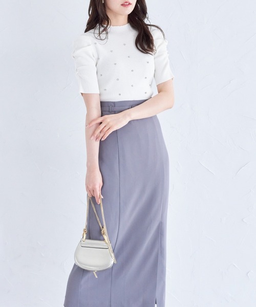 tocco closet(トッコ クローゼット)の「クリアビジュー付きパワーショルダーリブニットプルオーバー(ニット/セーター・レディース・オフホワイト/グレイッシュベージュ/ネイビー・M)」の6枚目の写真