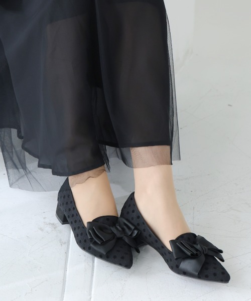 ヴァレンティノ リボン付き黒ポインテッドトゥパンプス 37 VALENTINO GARAVANI(ヴァレンティノ・ガラヴァーニ) ロック