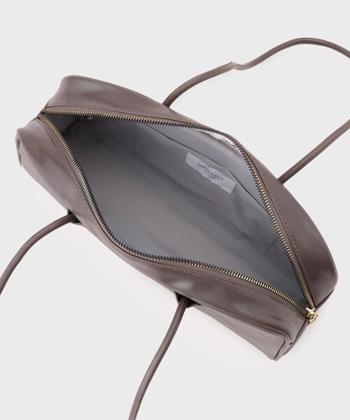 OPAQUE.CLIP（オペークドットクリップ）の「◆オイル調合皮ワイドボストンバッグ（ボストンバッグ・レディース・ボルドー/ブラック/チャコールグレー・00）」の11枚目の写真