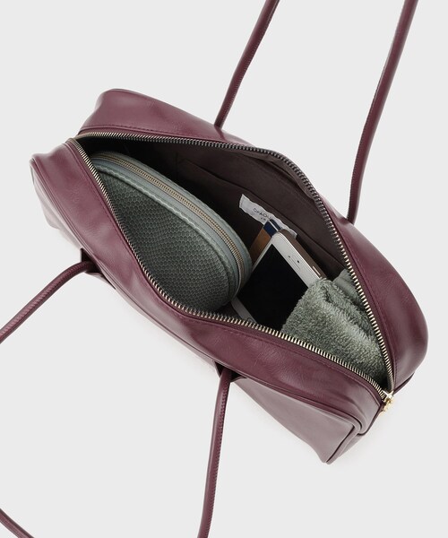 OPAQUE.CLIP（オペークドットクリップ）の「◆オイル調合皮ワイドボストンバッグ（ボストンバッグ・レディース・ボルドー/ブラック/チャコールグレー・00）」の12枚目の写真