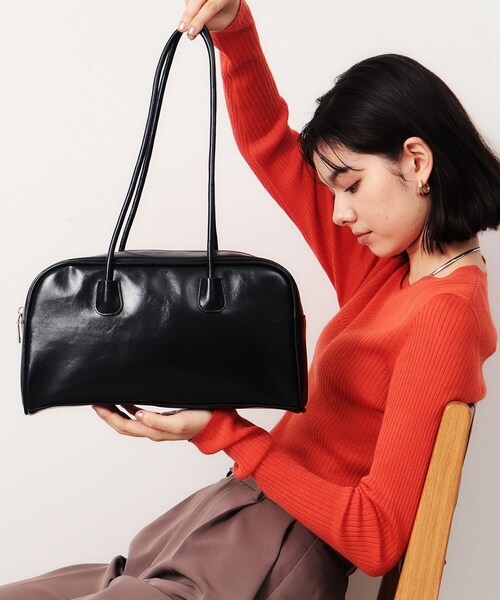 OPAQUE.CLIP（オペークドットクリップ）の「◆オイル調合皮ワイドボストンバッグ（ボストンバッグ・レディース・ボルドー/ブラック/チャコールグレー・00）」の14枚目の写真