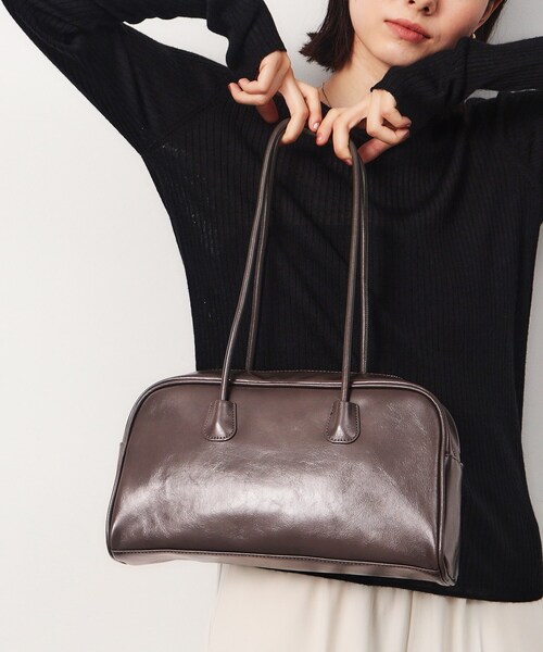 OPAQUE.CLIP（オペークドットクリップ）の「◆オイル調合皮ワイドボストンバッグ（ボストンバッグ・レディース・ボルドー/ブラック/チャコールグレー・00）」の16枚目の写真