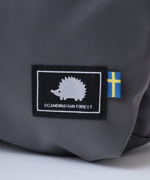 SCANDINAVIAN FOREST（スカンジナビアン・フォレスト）の「SCANDINAVIAN FOREST　ウォーターレペレントナイロンバックパック（バックパック/リュック・メンズ・アイボリー/ブラック/チャコール/ダークネイビー・F）」の5枚目の写真