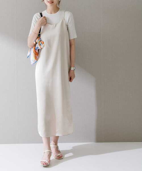 URBAN RESEARCH ROSSO WOMEN（アーバンリサーチ　ロッソ）の「サテンキャミワンピース（ワンピース・レディース・ブルー系その他/ブラウン系その他/ライトベージュ・FREE）」の12枚目の写真