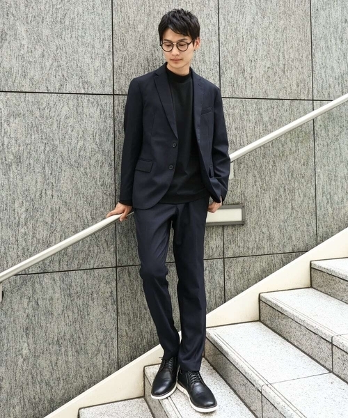 a.v.v（アーヴェヴェ）の「【ジャケインにオススメ】ポンチモックネックカットソー（Tシャツ/カットソー・メンズ・ブラウン/ホワイト/ブラック/グレー・44/48/46/50）」の7枚目の写真