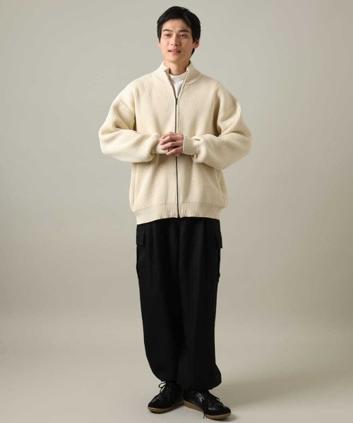 a.v.v（アーヴェヴェ）の「【ジャケインにオススメ】ポンチモックネックカットソー（Tシャツ/カットソー・メンズ・ブラウン/ホワイト/ブラック/グレー・44/48/46/50）」の9枚目の写真