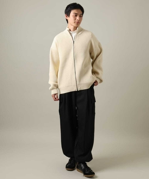 a.v.v（アーヴェヴェ）の「【ジャケインにオススメ】ポンチモックネックカットソー（Tシャツ/カットソー・メンズ・ブラウン/ホワイト/ブラック/グレー・44/48/46/50）」の10枚目の写真