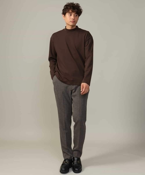 a.v.v（アーヴェヴェ）の「【ジャケインにオススメ】ポンチモックネックカットソー（Tシャツ/カットソー・メンズ・ブラウン/ホワイト/ブラック/グレー・44/48/46/50）」の21枚目の写真