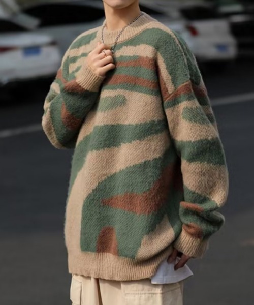 MGV（エムジーヴィー）の「ストリートグラデーションニット（ニット/セーター・メンズ・グリーン/レッド・LARGE/X-LARGE/MEDIUM）」の7枚目の写真