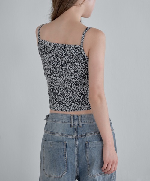 UNE MANSION（ユヌマンション）の「【レイヤードインナーとしても活躍！】ユニークレオパードキャミソール（キャミソール・レディース・ブラック/ブラウン/ピンク・FREE）」の22枚目の写真