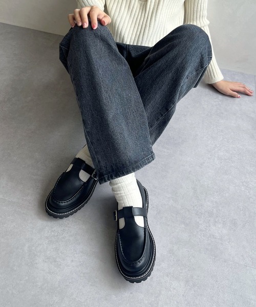 ORiental TRaffic（オリエンタルトラフィック）の「Tストラップシューズ 31382（モカシン/デッキシューズ・レディース・ブラウン/ブラック・35/36/37/38/39）」の12枚目の写真