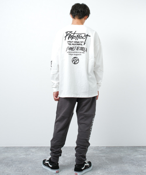 RAT EFFECT(ラットエフェクト)の「ストリート袖ロゴスーパービッグロングTシャツ(Tシャツ/カットソー・キッズ・オフホワイト/チャコールグレー/ブラック/ライトグレー・130/140/150/160/170)」の7枚目の写真