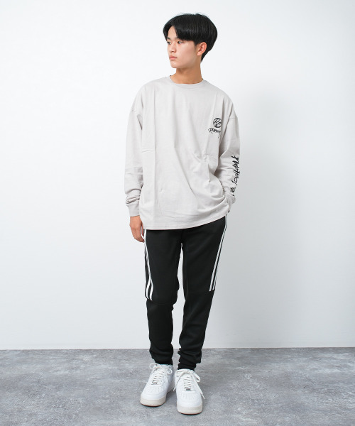 RAT EFFECT(ラットエフェクト)の「ストリート袖ロゴスーパービッグロングTシャツ(Tシャツ/カットソー・キッズ・オフホワイト/チャコールグレー/ブラック/ライトグレー・130/140/150/160/170)」の15枚目の写真