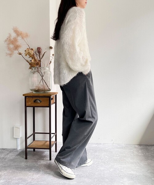 fredy emue（フレディエミュ）の「ラメシャギー透かし柄ニットプルオーバー（ニット/セーター・レディース・サックスブルー/ベビーピンク/ライトグレー/オフホワイト・38）」の7枚目の写真