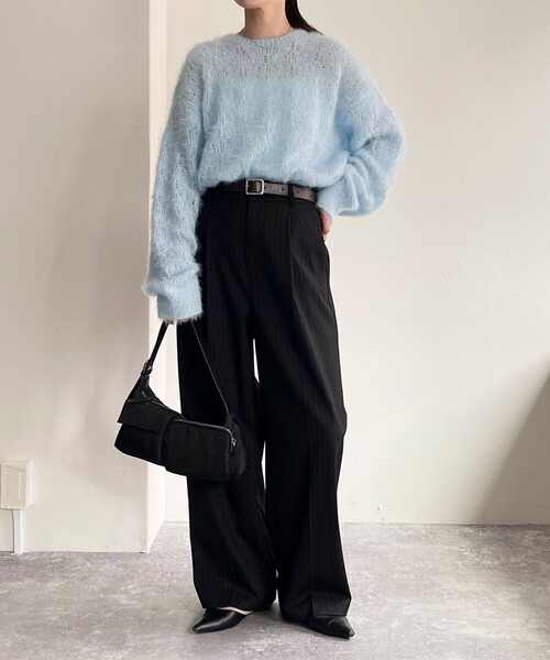 fredy emue（フレディエミュ）の「ラメシャギー透かし柄ニットプルオーバー（ニット/セーター・レディース・サックスブルー/ベビーピンク/ライトグレー/オフホワイト・38）」の15枚目の写真