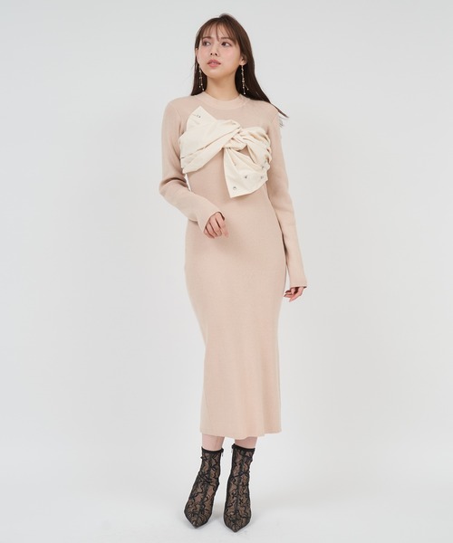 ROYAL PARTY(ロイヤルパーティー)の「ビジューリボンドッキングリボンタイトワンピース(ワンピース・レディース・ボルドー/ブラック/ベージュ・FREE)」の15枚目の写真