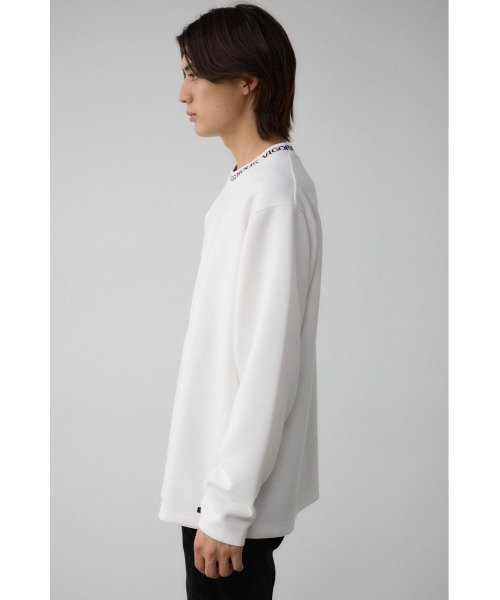 AZUL by moussy（アズールバイマウジー）の「ネックジャガードベーシックトップス（スウェット・メンズ・ホワイト/ブラック・SMALL/LARGE/MEDIUM）」の7枚目の写真