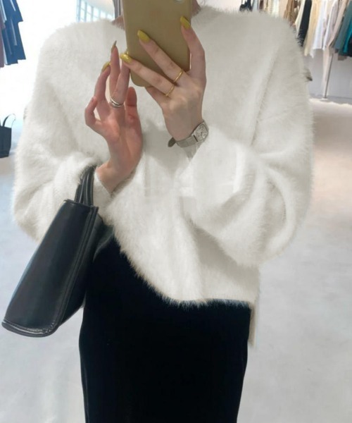 Miniministore(ミニミニストア)の「シャギーニットトップス クルーネック長袖(ニット/セーター・レディース・ブラック/ブルー/モスグリーン/オフホワイト/グレー・FREE)」の12枚目の写真