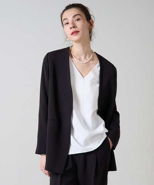 Liesse(リエス)の「Vカラージャケット(その他アウター・レディース・グレイッシュベージュ/ブラック/ネイビー・FREE)」の18枚目の写真