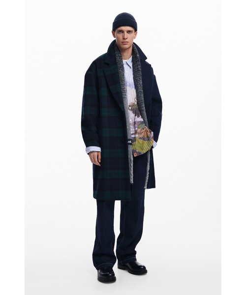 Desigual(デシグアル)の「チェック柄×アート柄プリントラペルカラーロングコート長袖(チェスターコート・メンズ・ブルー・L/M/S)」の5枚目の写真