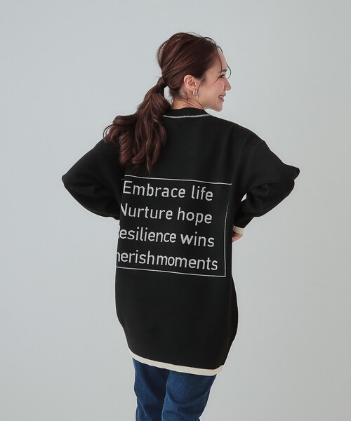 Cutie Blonde（キューティーブロンド）の「◆【S-LL】バックロゴがアクセント もちもちやわらかニットチュニック（チュニック・レディース・ネイビー系/ダークブラウン系1/グレー系/ブラック系1・04/03/02/01）」の10枚目の写真