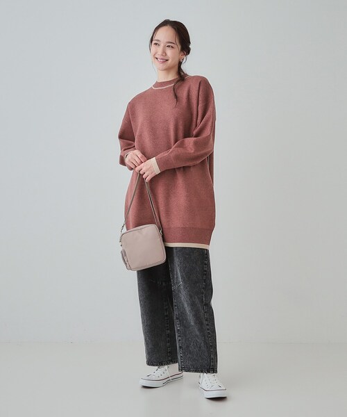 Cutie Blonde（キューティーブロンド）の「◆【S-LL】バックロゴがアクセント もちもちやわらかニットチュニック（チュニック・レディース・ネイビー系/ダークブラウン系1/グレー系/ブラック系1・04/03/02/01）」の14枚目の写真