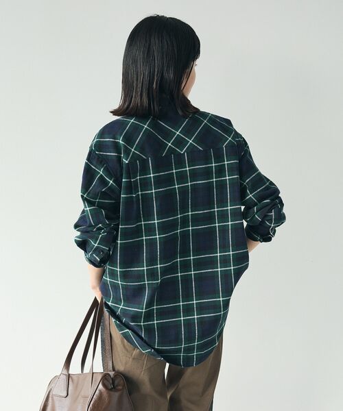 CRAFT STANDARD BOUTIQUE（クラフトスタンダードブティック）の「綿ビエラ起毛バンドカラーシャツ/24AW（シャツ/ブラウス・レディース・チャコールグレー/ブルー系その他5/アイボリー/レッド系その他7/ストライプ・FREE）」の15枚目の写真