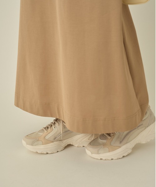 emmi（エミ）の「ボリュームソールメッシュスニーカー（スニーカー・レディース・シルバー/ベージュ/オフホワイト・23cm/23.5cm/24cm/24.5cm/25cm）」の9枚目の写真