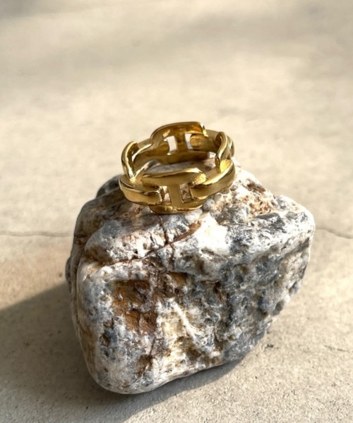 ステンレスリング time is on 毎日に寄り添うジュエリー》つけっぱなしOKステンレスリング（リング