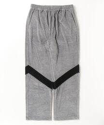 SON OF THE CHEESE(Tmo`[Y)́ySON OF THE CHEESEiTmo`[YjzFRIEND TRACK PANTS(XCObY)