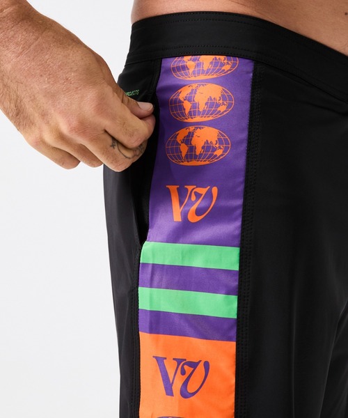 Rivvia PROJECTS】 DISCLOSURE GLOBAL TOUR 19' TRUNK