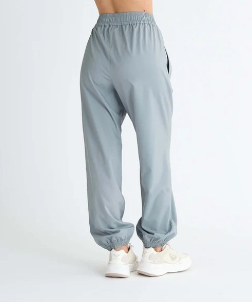 ROXY（ロキシー）の「MY 1ST ROXY PANTS/ロキシーウエストゴムジョガーパンツ（その他パンツ・レディース・グリーン/ブラック・LARGE/MEDIUM/SMALL）」の12枚目の写真