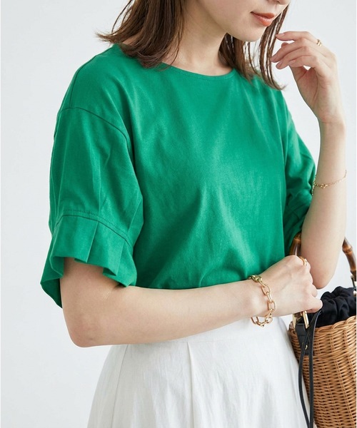 aquagarage(アクアガレージ)の「袖の太めプリーツが目を引くデザイン!袖プリーツカットソー(Tシャツ/カットソー・レディース・イエロー/グレイッシュベージュ/ブラック/チャコール/グリーン/オフホワイト・M)」の1枚目の写真