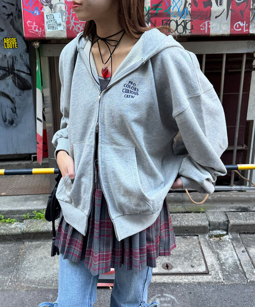 CIAOPANIC（チャオパニック）の「ピグメント刺繍ダブルZIPパーカー（パーカー・レディース・グレー/チャコールグレー/イエロー/ミント/パープル・FREE）」の7枚目の写真