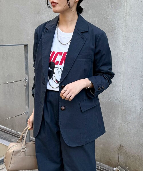 fredy emue（フレディエミュ）の「《セットアップ対応》綿ナイロンオーバージャケット（テーラードジャケット・レディース・ベージュ/ネイビー・38）」の7枚目の写真