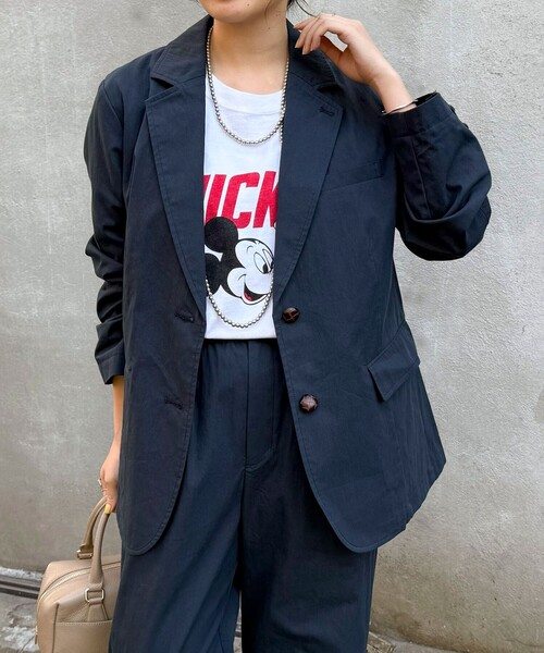 fredy emue（フレディエミュ）の「《セットアップ対応》綿ナイロンオーバージャケット（テーラードジャケット・レディース・ベージュ/ネイビー・38）」の6枚目の写真