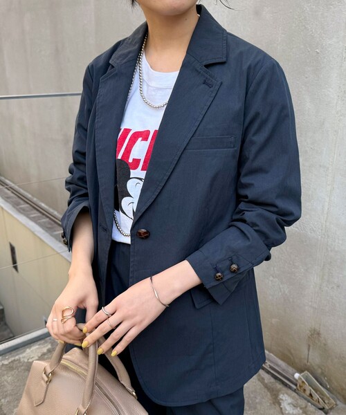 fredy emue（フレディエミュ）の「《セットアップ対応》綿ナイロンオーバージャケット（テーラードジャケット・レディース・ベージュ/ネイビー・38）」の3枚目の写真