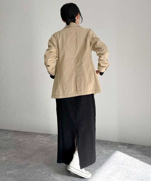 fredy emue（フレディエミュ）の「《セットアップ対応》綿ナイロンオーバージャケット（テーラードジャケット・レディース・ベージュ/ネイビー・38）」の11枚目の写真